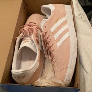 Adidas Gazelle Tennis. Unisex